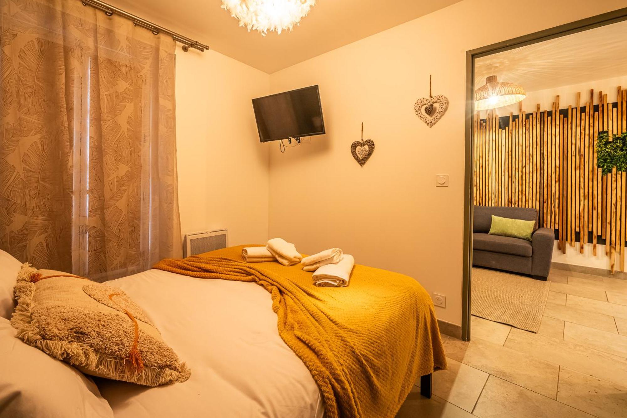 L'Eden ~ Poche Gare ~ Centre Ville ~ Parking Carcassonne Ngoại thất bức ảnh